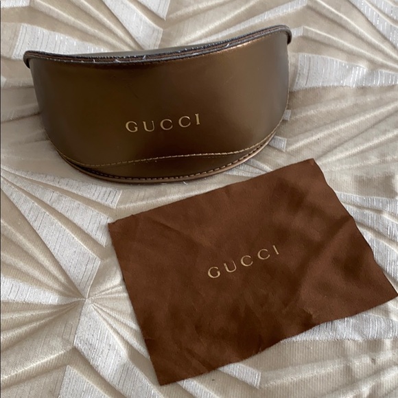 Gucci Women’s Sunglasses slightly worn - Picture 11 of 17